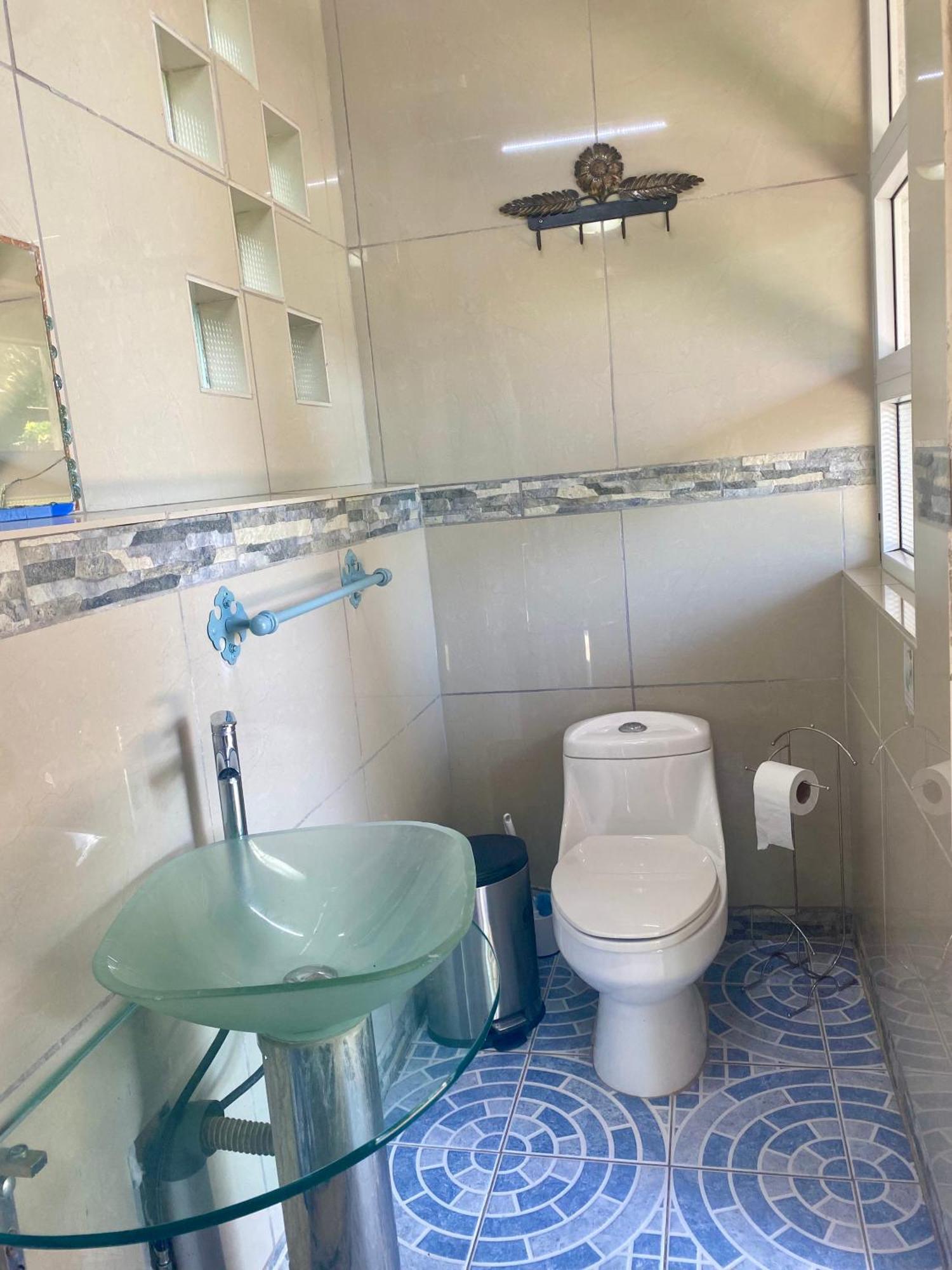 Lake Front Cabin At Los Elementos 산타크루즈 라 라구나 외부 사진